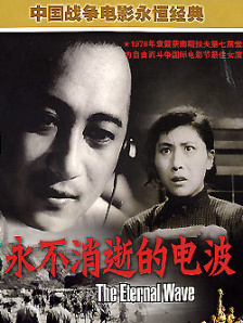 美女脱了内裤喂我喝尿视频